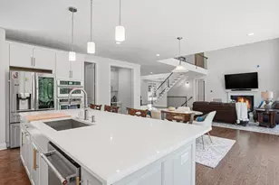 60 Chamberlain St, Hopkinton, MA 01748 - Photo 19