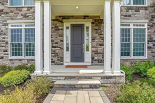 60 Chamberlain St, Hopkinton, MA 01748 - Photo 7