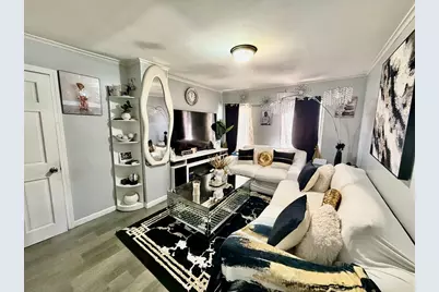 27 Loring St, Springfield, MA 01105 - Photo 11