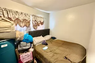 27 Loring St, Springfield, MA 01105 - Photo 13