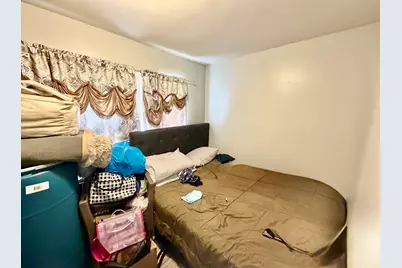 27 Loring St, Springfield, MA 01105 - Photo 13
