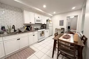 14 Hull St, Boston, MA 02113 - Photo 3