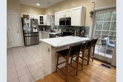 21 Knowlton Circ #21, Upton, MA 01568 - Photo 5