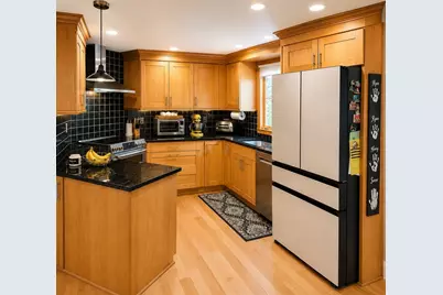 106 Annawan Rd, Newton, MA 02468 - Photo 9