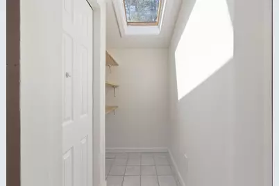 10 Avila Rd, Billerica, MA 01821 - Photo 15
