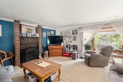 139 Grove St, Mansfield, MA 02048 - Photo 11