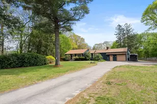 139 Grove St, Mansfield, MA 02048 - Photo 5