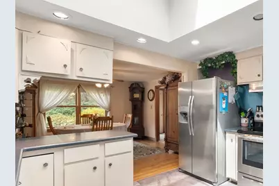 139 Grove St, Mansfield, MA 02048 - Photo 7