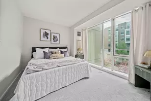 2 Earhart St, Cambridge, MA 02141 - Photo 9