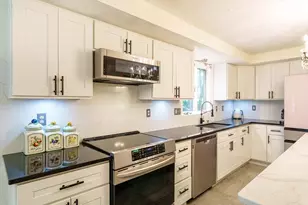 21 Woodridge Rd, Milford, MA 01757 - Photo 9