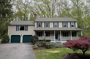 21 Woodridge Rd, Milford, MA 01757 - Photo 3
