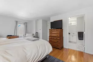 35 Collins St, Danvers, MA 01923 - Photo 11