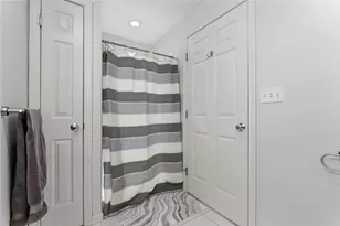 35 Collins St, Danvers, MA 01923 - Photo 13
