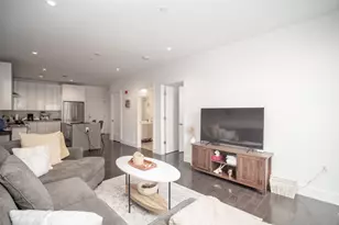 2 W Sixth St, Boston, MA 02127 - Photo 5
