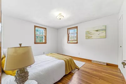 33 Wallace Road, Wayland, MA 01778 - Photo 15