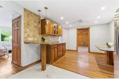 33 Wallace Road, Wayland, MA 01778 - Photo 11