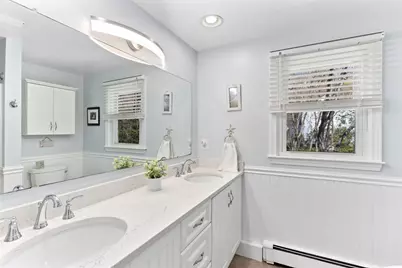 2 Red Coat Ln, Plainville, MA 02762 - Photo 11