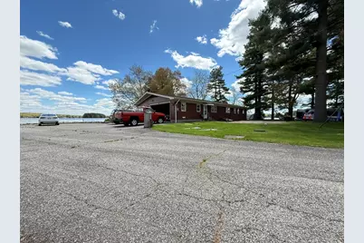 20 Indian Point Rd, Webster, MA 01570 - Photo 31