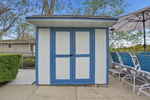 23 Pine St, Swansea, MA 02777 - Photo 37