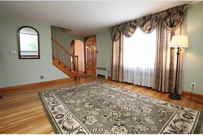 86 Farrell Road, Lynn, MA 01905 - Photo 3
