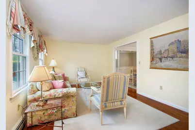 2 Blackthorne Cir, Hopkinton, MA 01748 - Photo 5