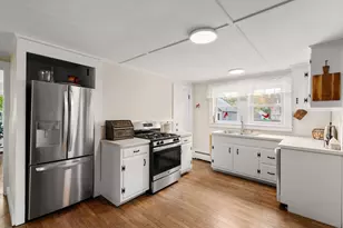 180 Plain St, Marshfield, MA 02050 - Photo 13