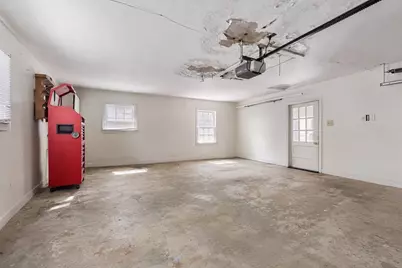 476 Lindell, Leominster, MA 01453 - Photo 9