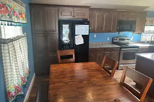 20 Keddy St, Springfield, MA 01109 - Photo 9