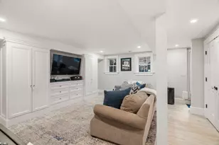 15 Lawnwood Pl, Boston, MA 02129 - Photo 19