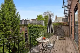 131 Mt Vernon St, Boston, MA 02108 - Photo 11
