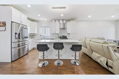 16 Grizzly Ln #16, Milford, MA 01757 - Photo 5