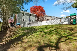 18 Crosstown Ave, Boston, MA 02132 - Photo 19
