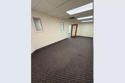 317 Brooks St, Worcester, MA 01606 - Photo 7