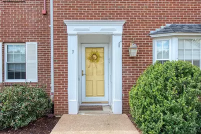 7 Patricia Drive #7, Stoughton, MA 02072 - Photo 3
