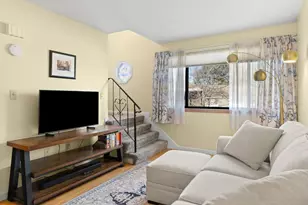 130 Farrwood Dr, Haverhill, MA 01835 - Photo 3