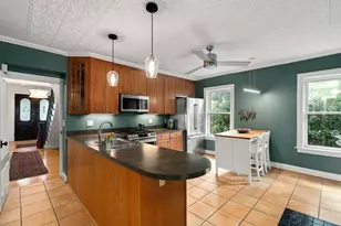 14 Gordon St, Boston, MA 02130 - Photo 9