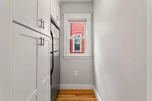 9 Bailey St, Boston, MA 02124 - Photo 5