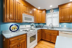 82 Fox Run Rd, Blackstone, MA 01504 - Photo 9