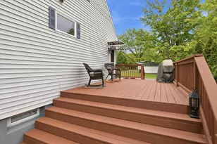 310 W Allen Ridge Rd, Springfield, MA 01118 - Photo 31