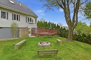 310 W Allen Ridge Rd, Springfield, MA 01118 - Photo 35
