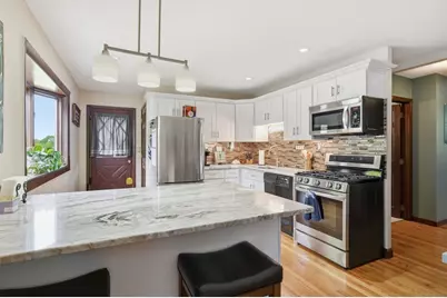 310 W Allen Ridge Rd, Springfield, MA 01118 - Photo 7
