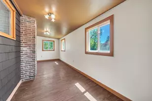 72 Marked Tree Rd, Needham, MA 02492 - Photo 9