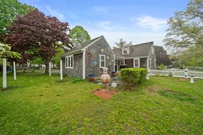 42 Old Barnstable Rd, Falmouth, MA 02536 - Photo 13