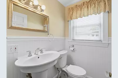 14 Delwood Rd, Chelmsford, MA 01824 - Photo 19