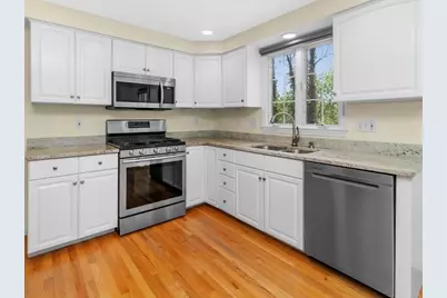 28 Blossom Street, Waltham, MA 02451 - Photo 3