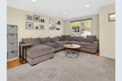 28 Blossom Street, Waltham, MA 02451 - Photo 9
