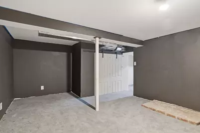 111 Methuen St., Springfield, MA 01119 - Photo 33
