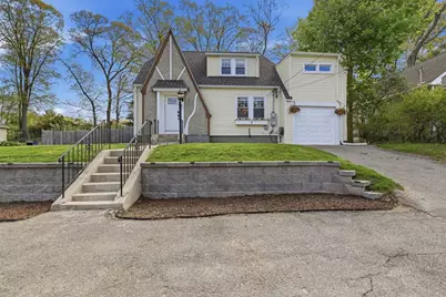 13 Marilyn Drive, Auburn, MA 01501 - Photo 1