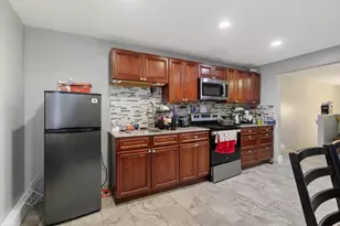 117 Winnisimmet St, Chelsea, MA 02150 - Photo 7