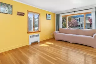 49 Hollace St, Waltham, MA 02453 - Photo 9
